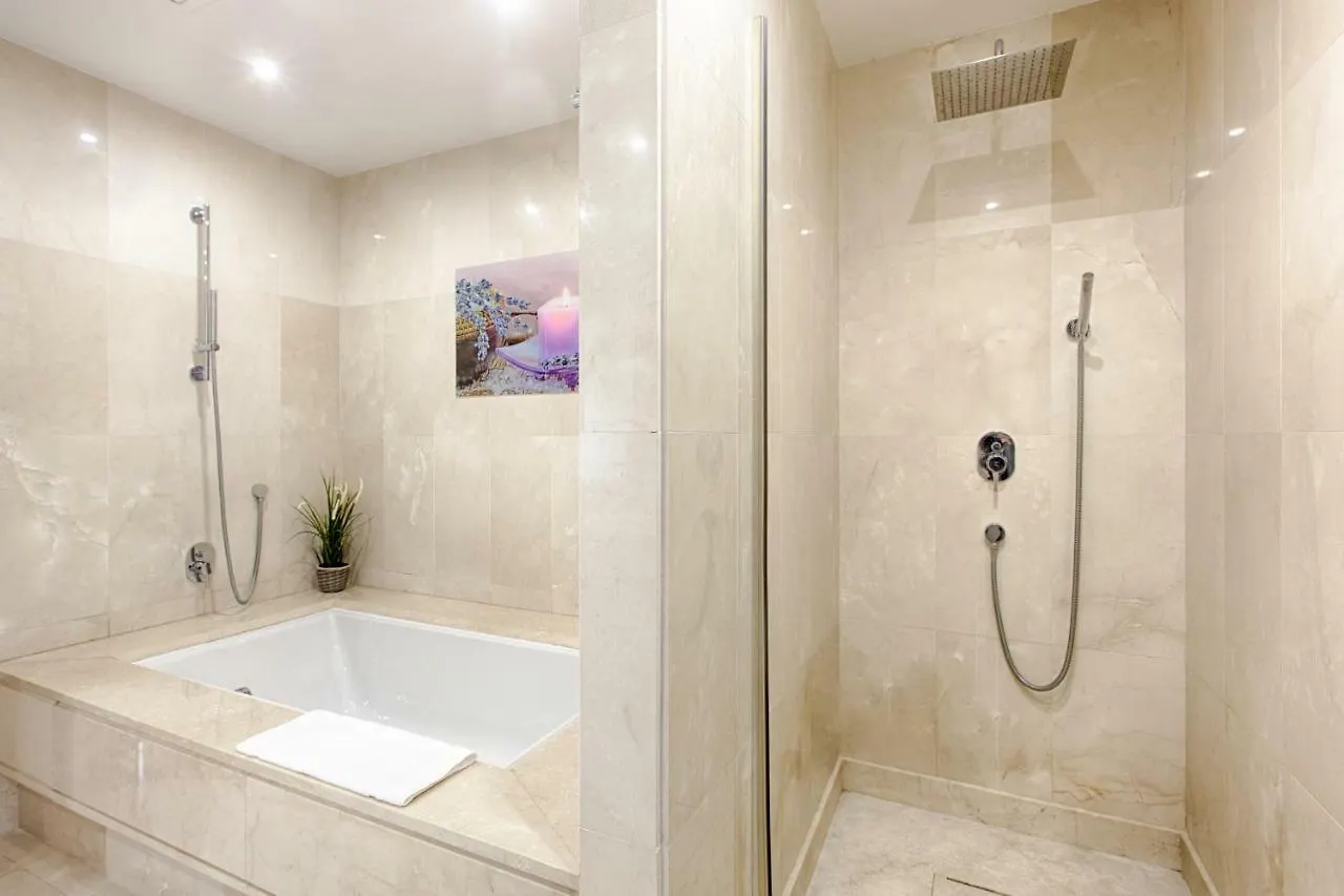Apartment Hanami Alcazaba Beach Penthouse Estepona