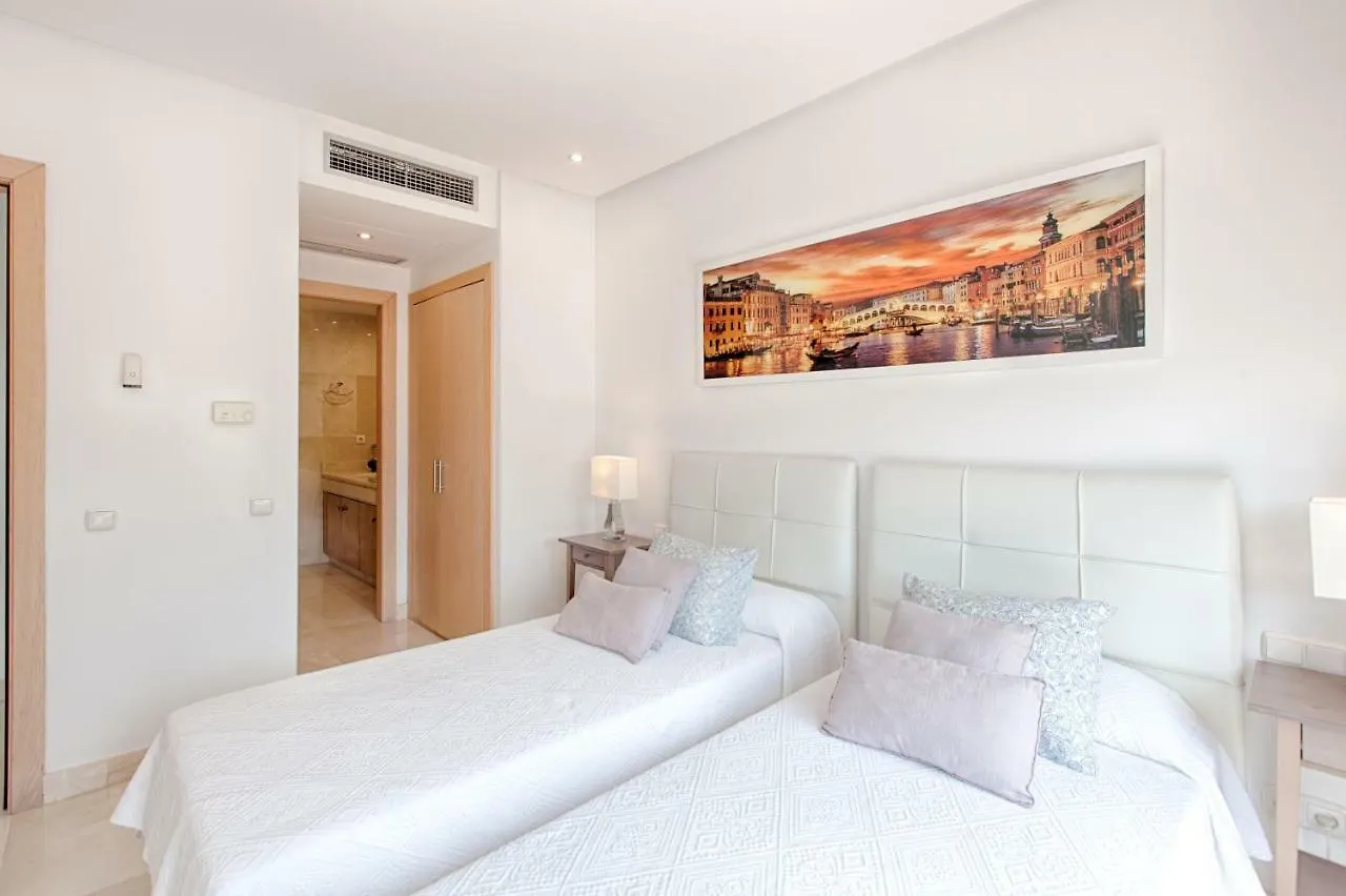 Hanami Alcazaba Beach Penthouse Estepona 0*,  Spain